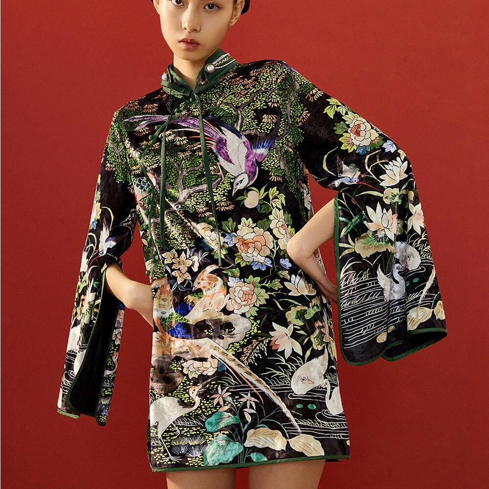 MUKZIN Dense Fan Retro Floral Trumpet Slit Cheongsam Qi Pao (L)